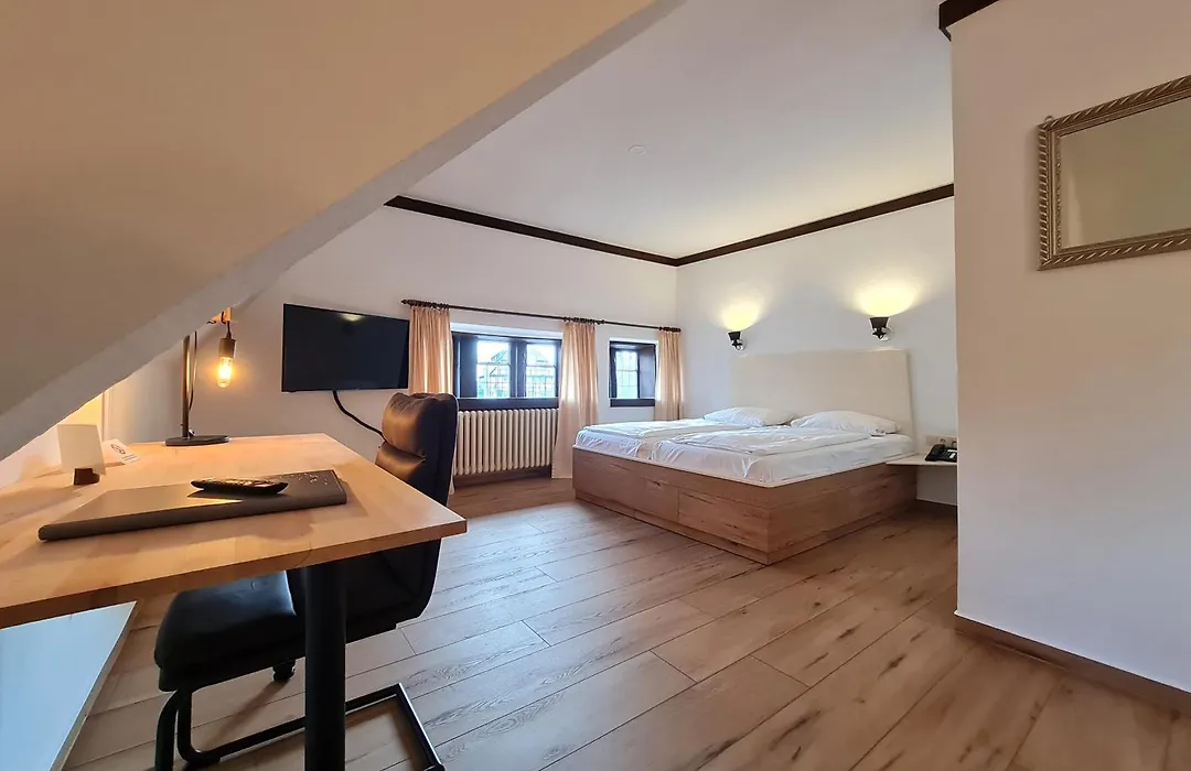 Hof Hueck-1