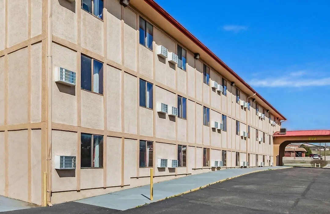 Econo Lodge Junction City I-70 Near Fort Riley-1