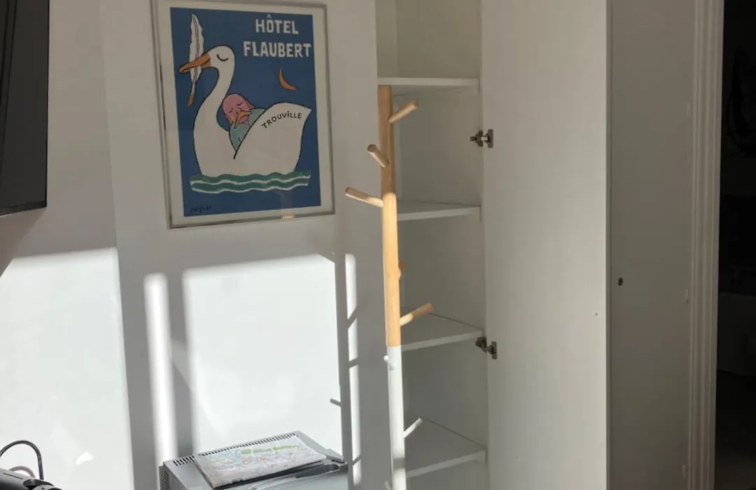Chambre dans Hôtel Particulier 18e siècle Hyper Centre La Rochelle-1