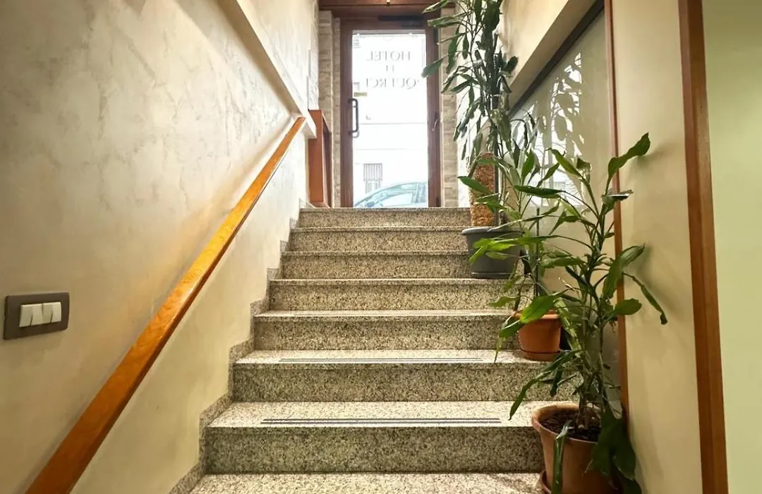 Hotel Le Querce-1