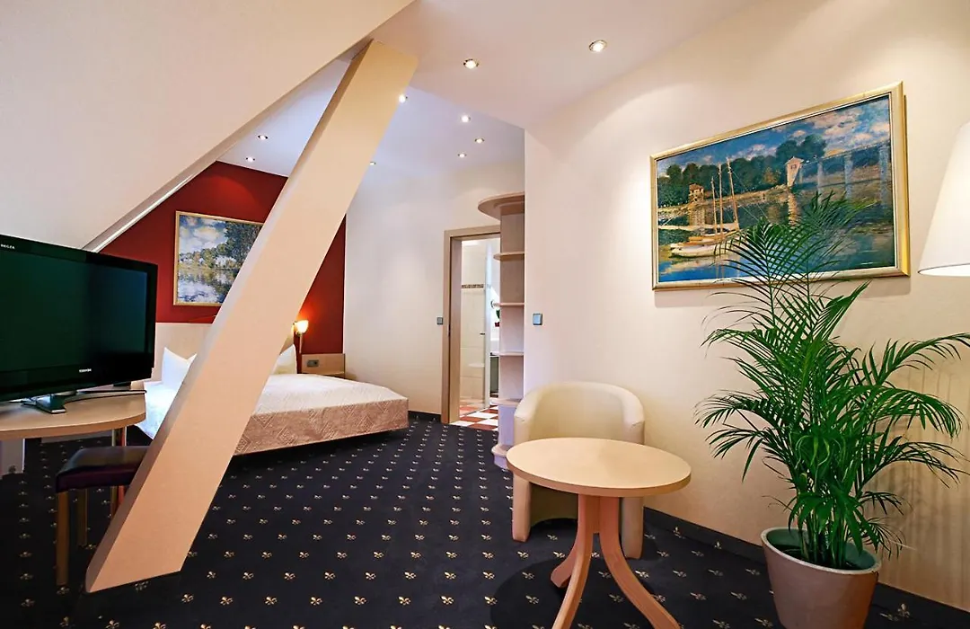 Hotel Goldene Rose-1