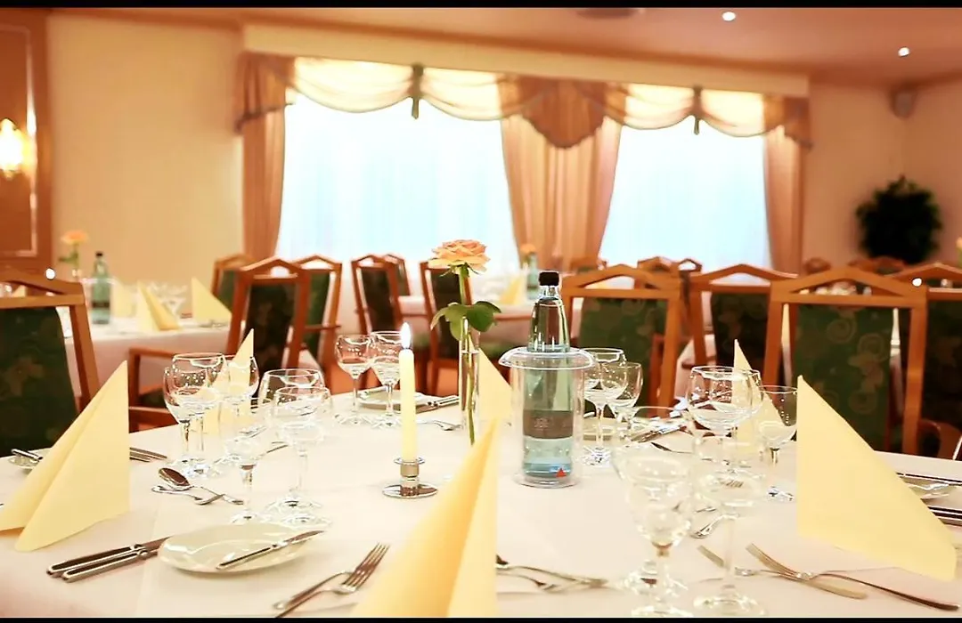 Hotel Royal-1