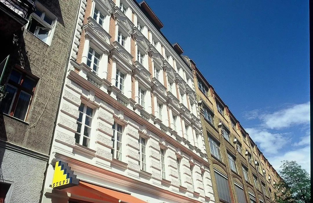 Steps-Hotel-1