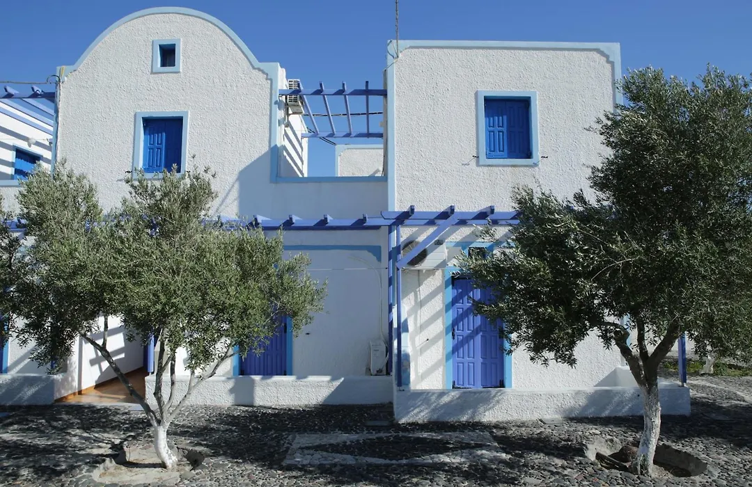 Hotel Perissa-1