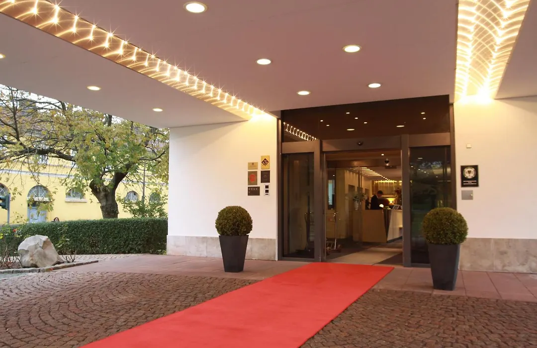 Schlosshotel Kassel-1