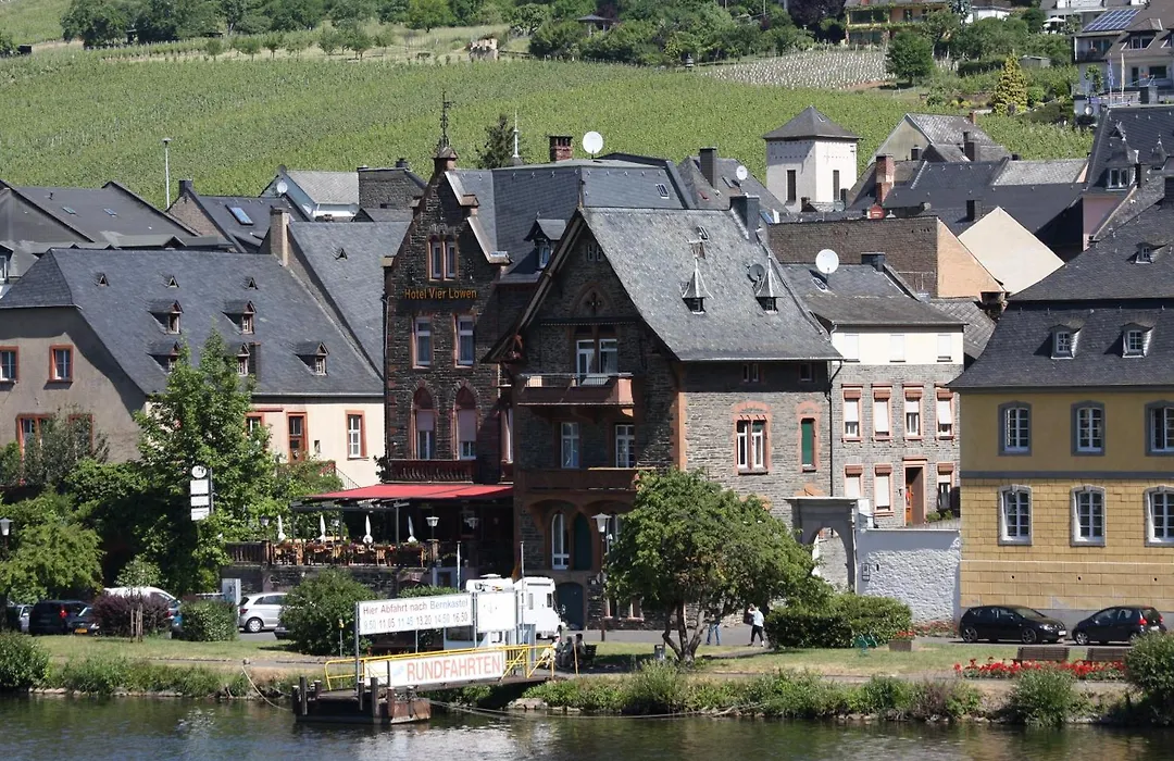 Hotel Vier Löwen-1