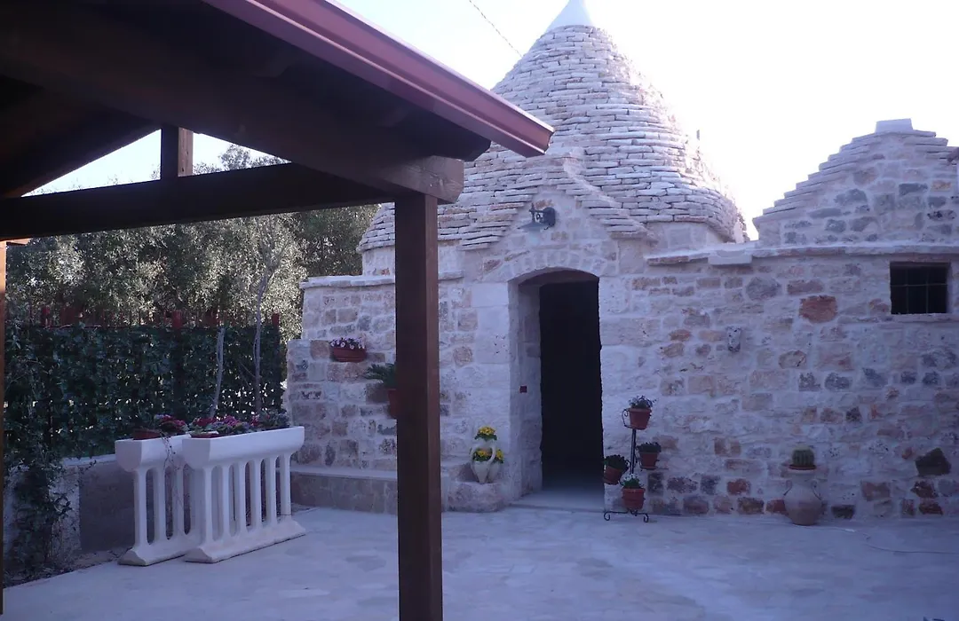 L'Isola Felice e Trulli Sotto Le Stelle-1