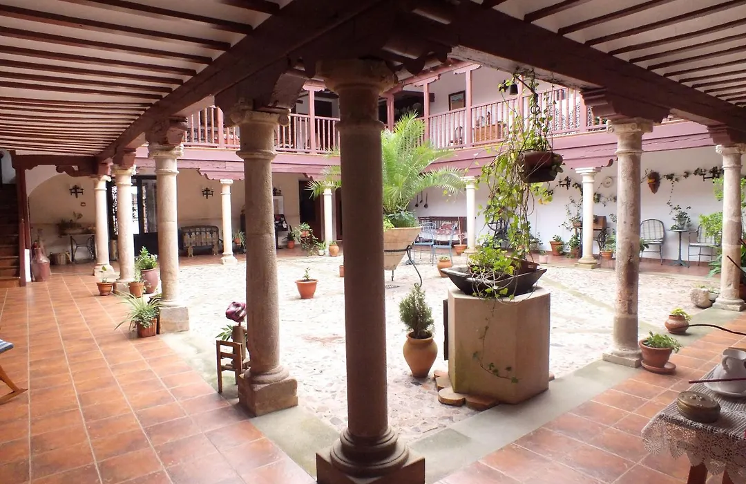 Posada Los Caballeros-1
