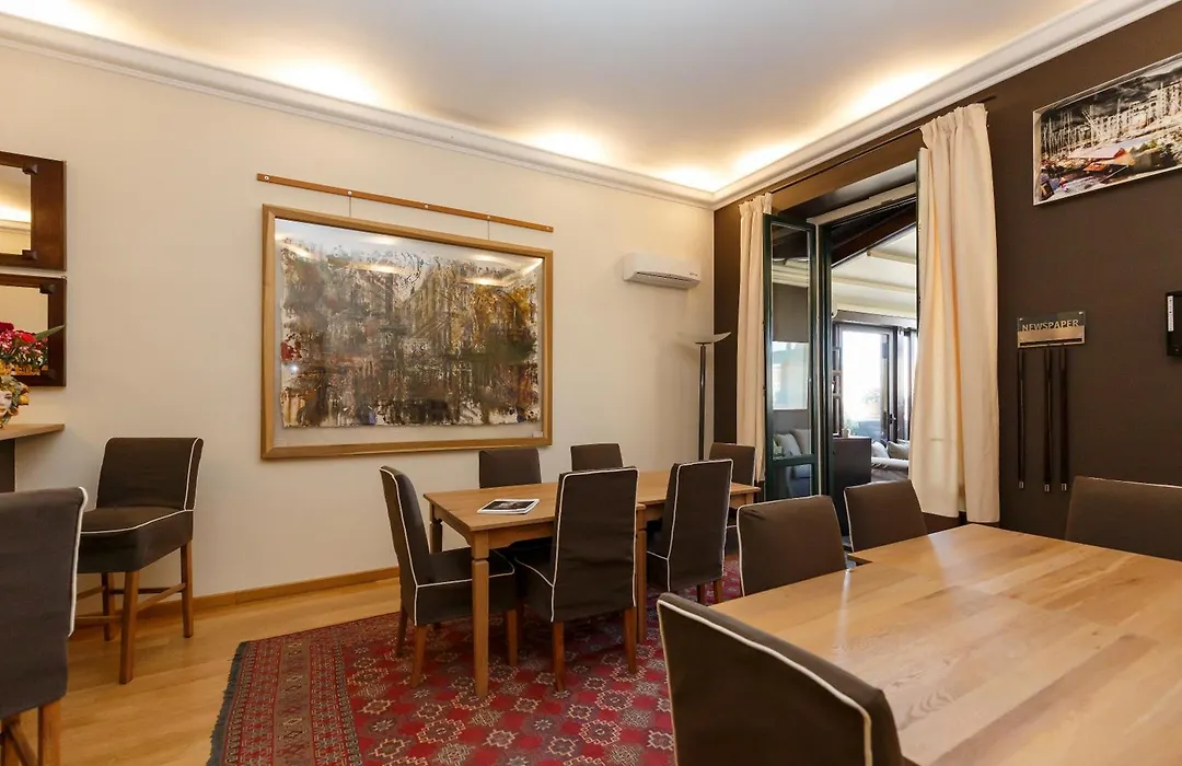 Bb 22 Charming Rooms & Apartments-1