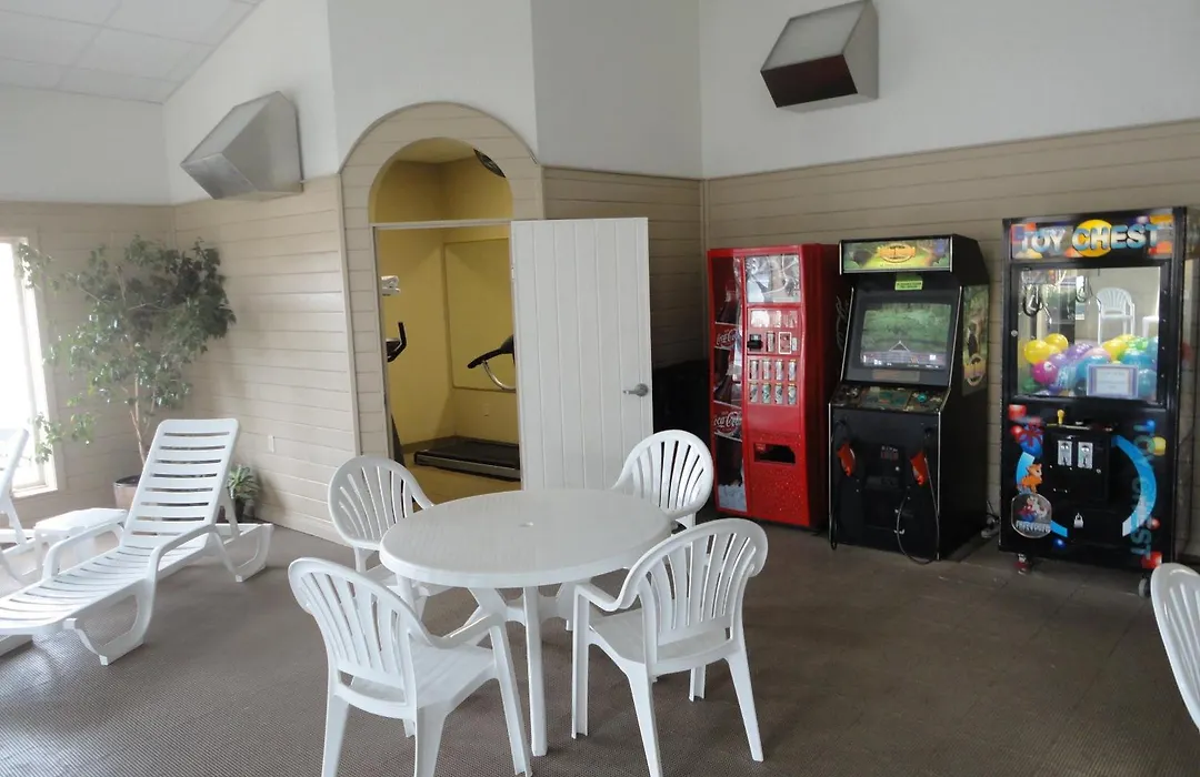 Days Inn By Wyndham Rapid City-1