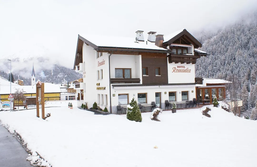 Hotel Romantica-1