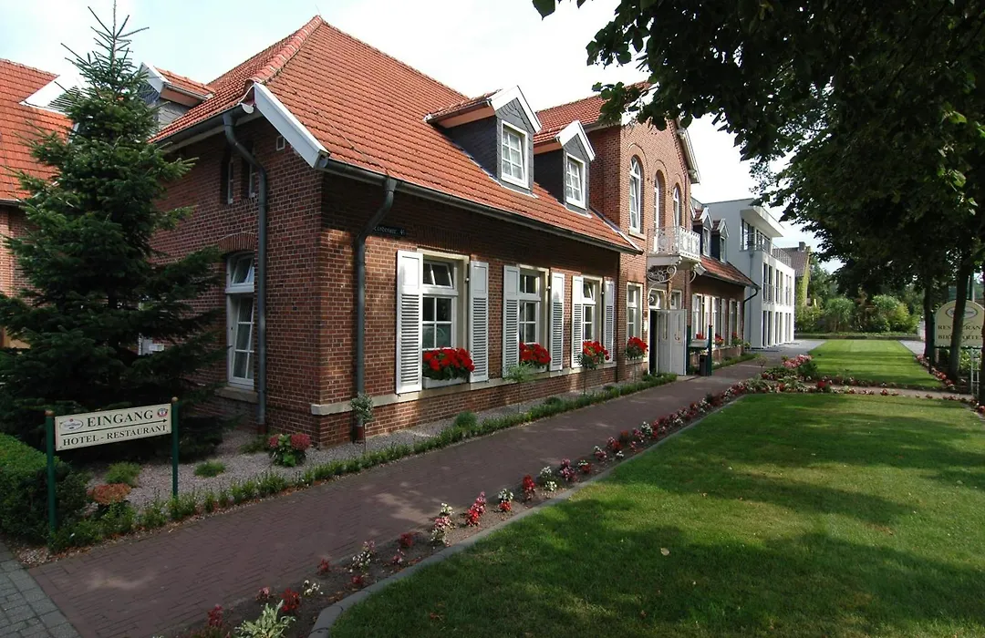 Altes Landhaus-1