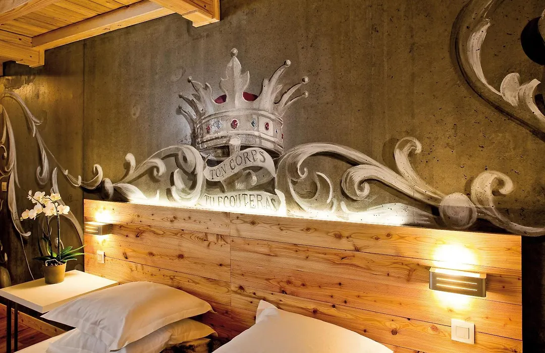 Anova Hotel & Spa-1