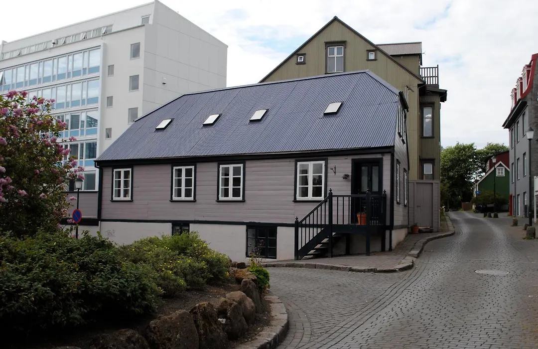 Reykjavik Treasure B&B-1