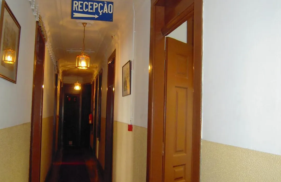Guesthouse Lusa Atenas-1