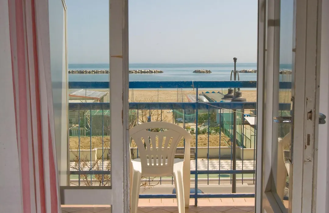 Hotel Moja-1