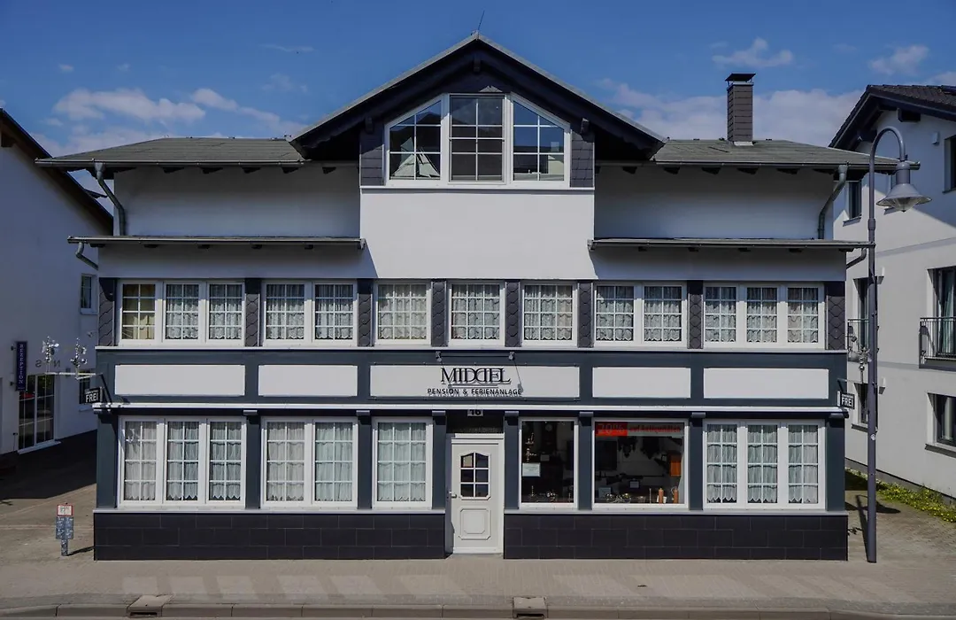Pension Middel-1