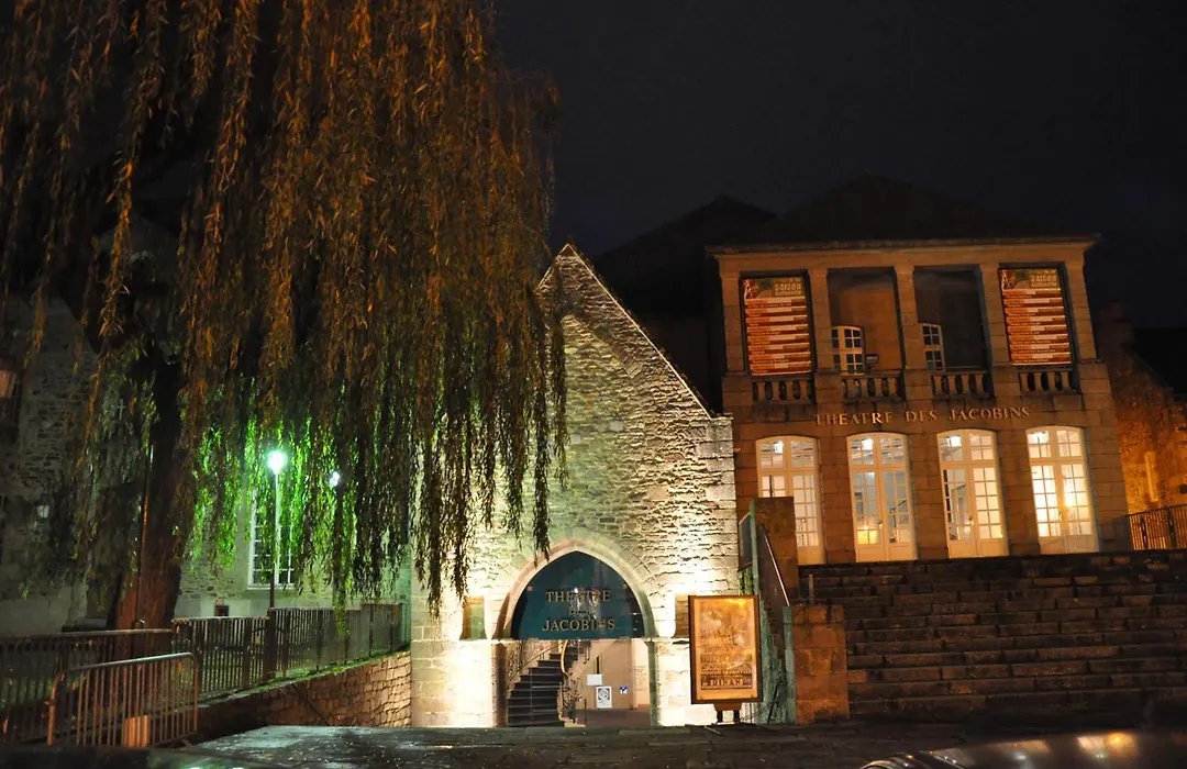 Cafe Hotel du Theatre-1