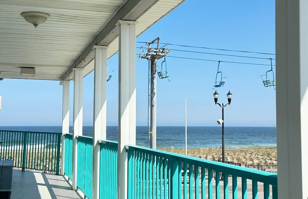 Boardwalk Sand & Surf Beach Hotel Oceanfront-1