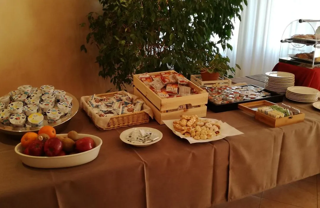 Hotel Oasi Dei Discepoli-1