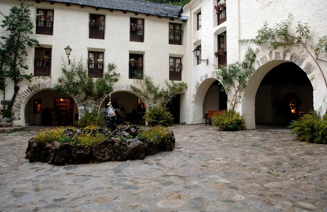 Hotel Manantial-1