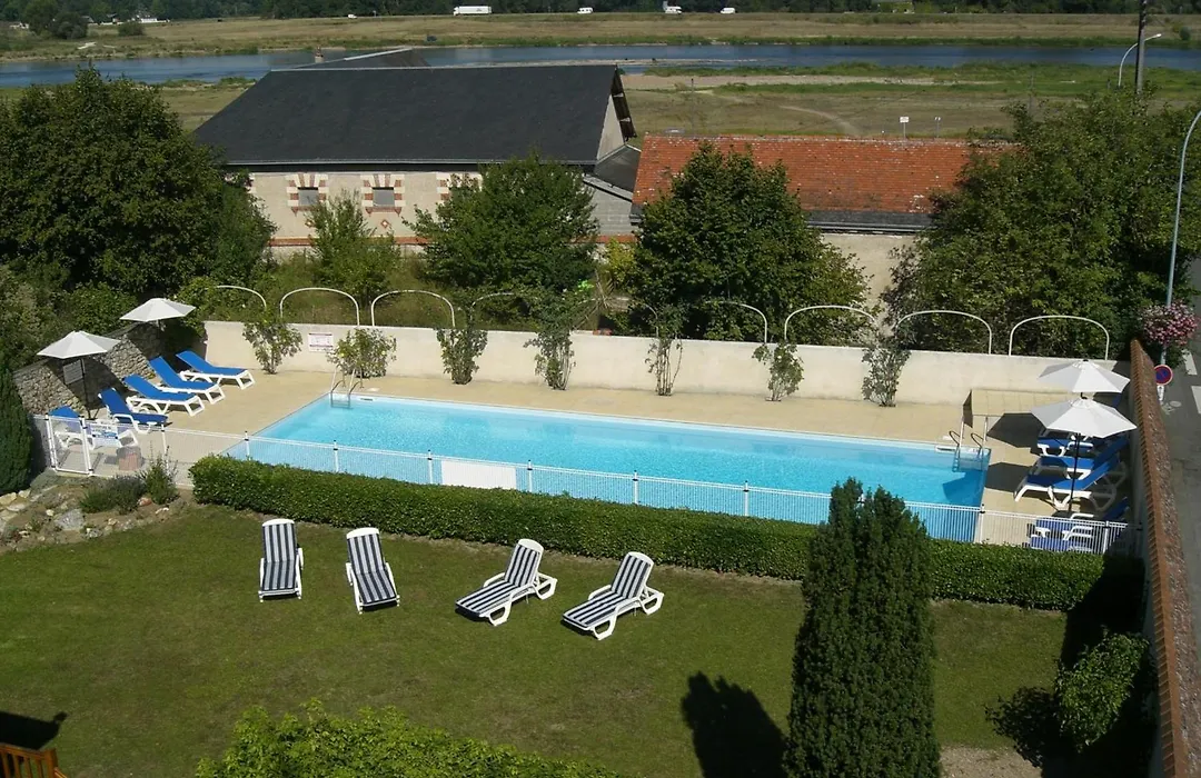 Hostellerie Du Chateau-1