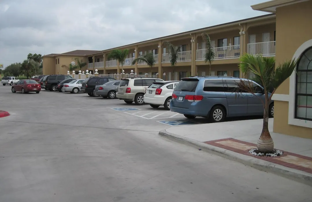 Texas Inn - Welasco/Mercedes-1