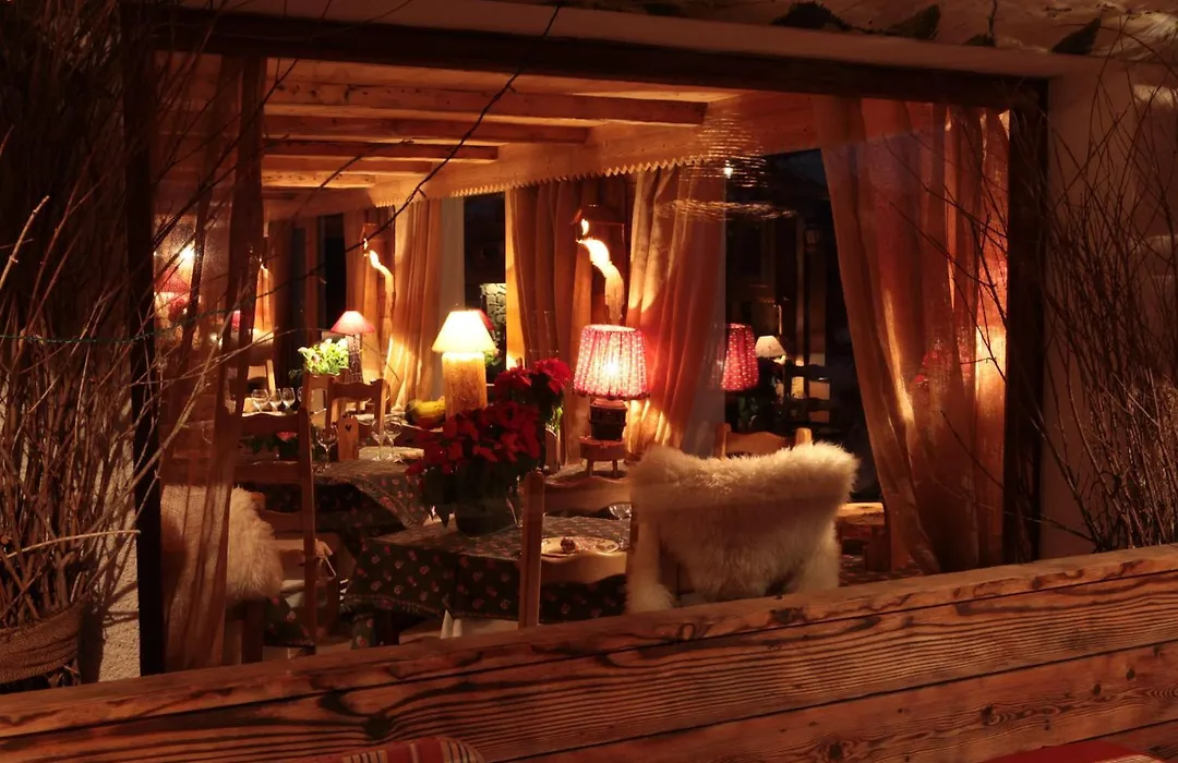 Les Chalets-Hôtel de la Croix-Fry-1