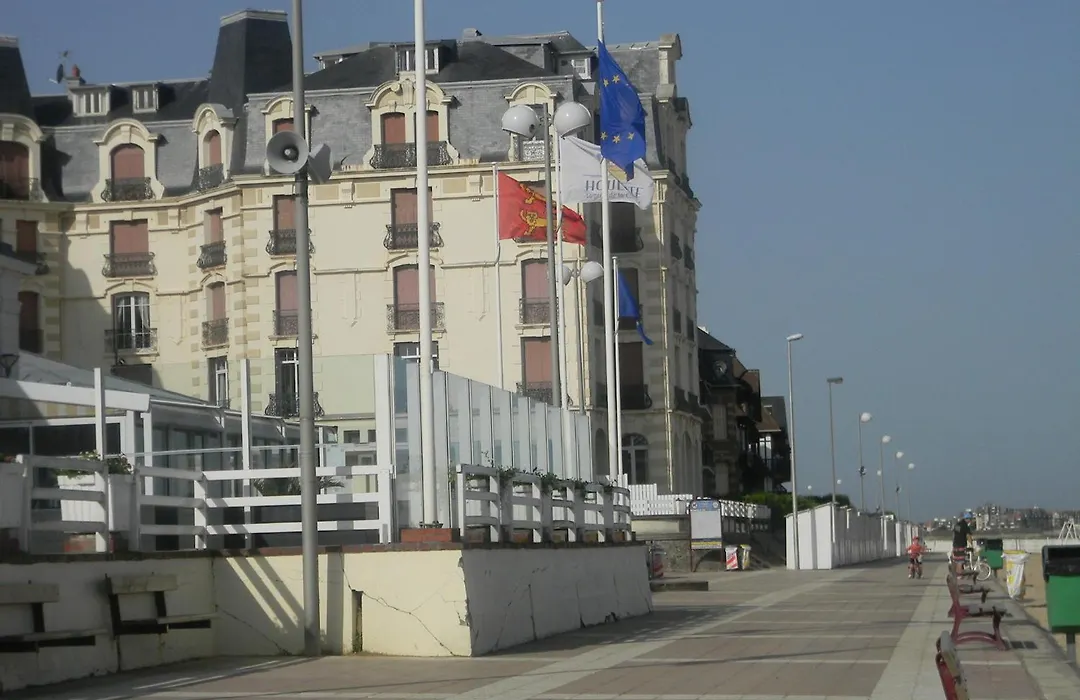 À l'Approche de la Mer-1