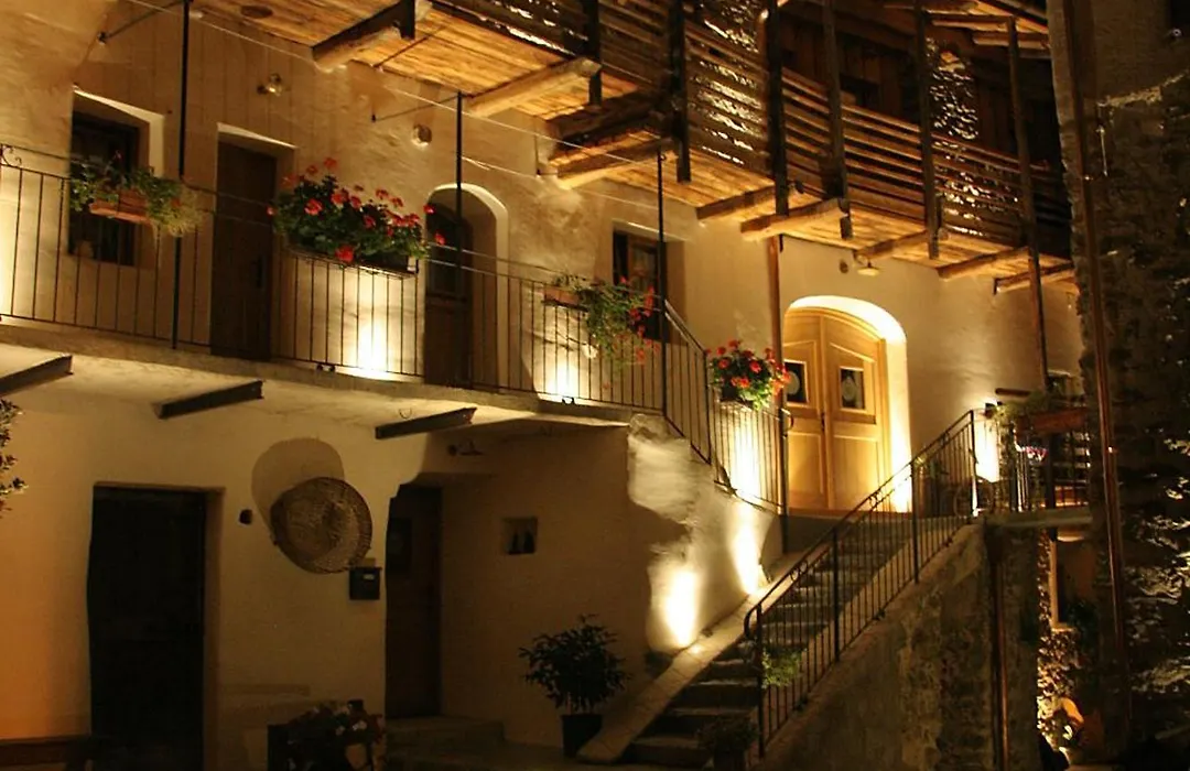 Ostello del Castello Tirano-1