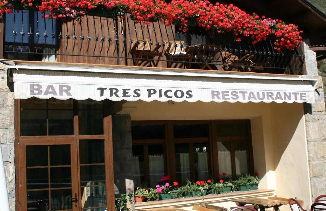 Tres Picos-1