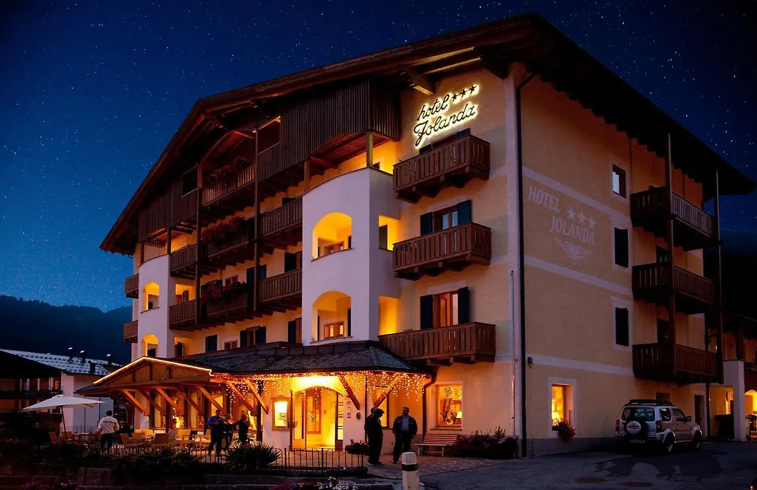 Hotel Jolanda-1