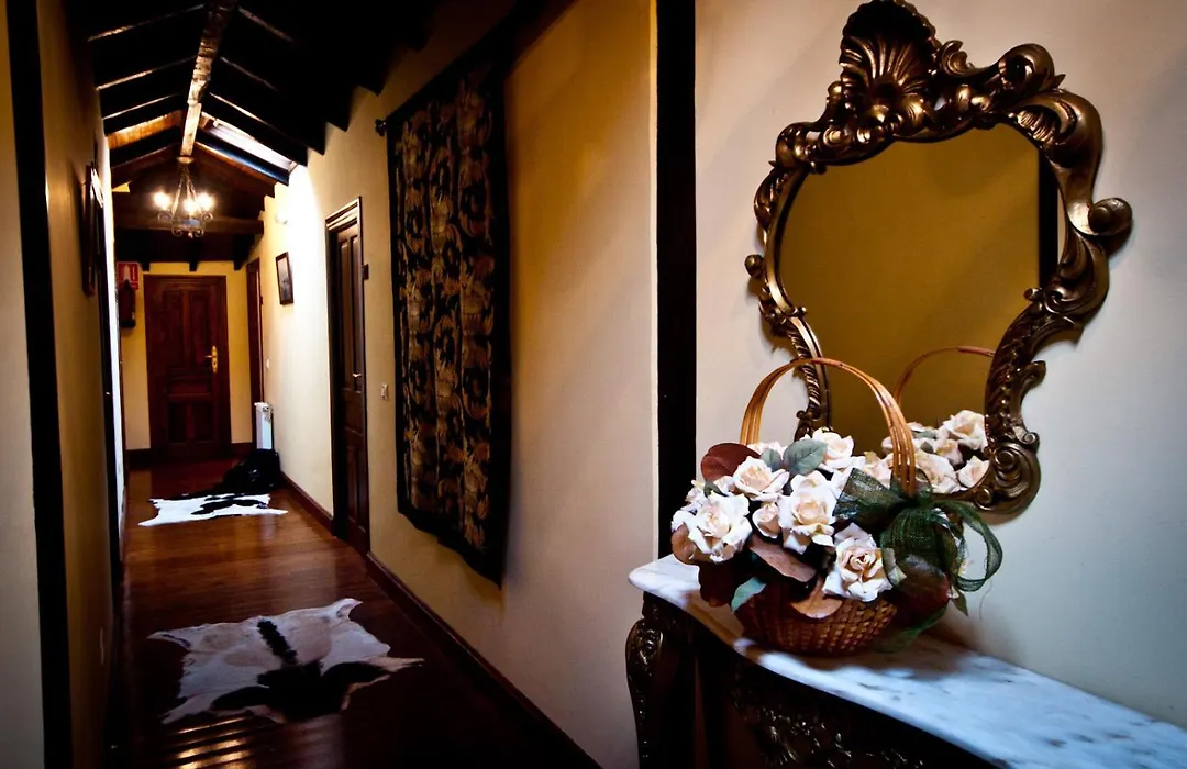 Hotel Villa Miramar-1