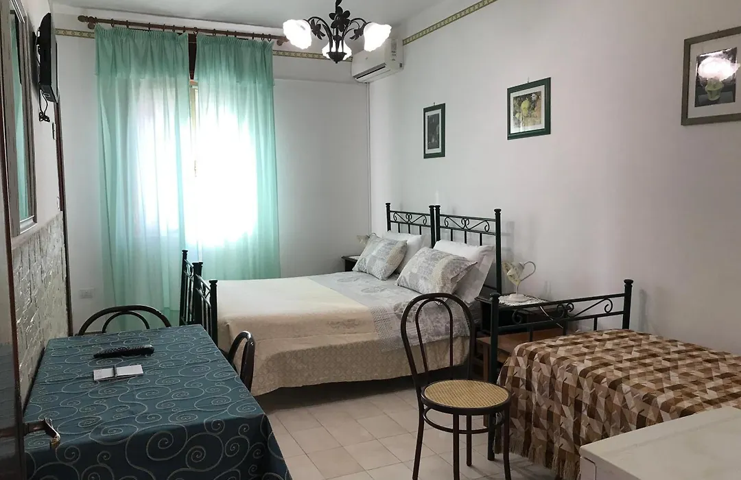 Albergo Europa-1