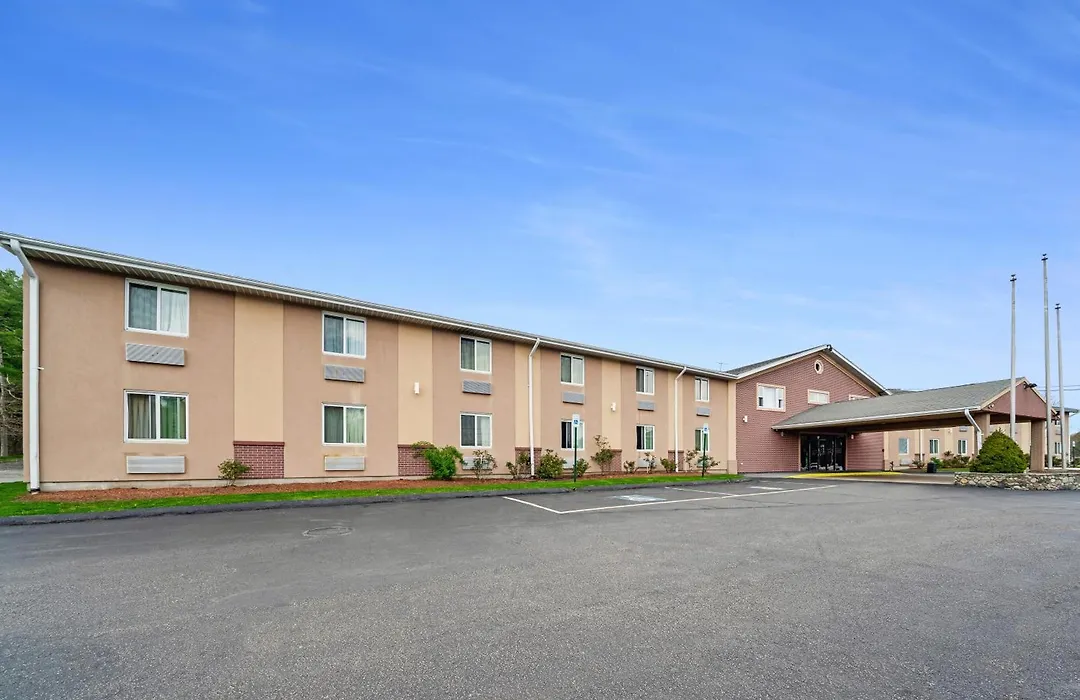 Americas Best Value Inn Foxboro-1