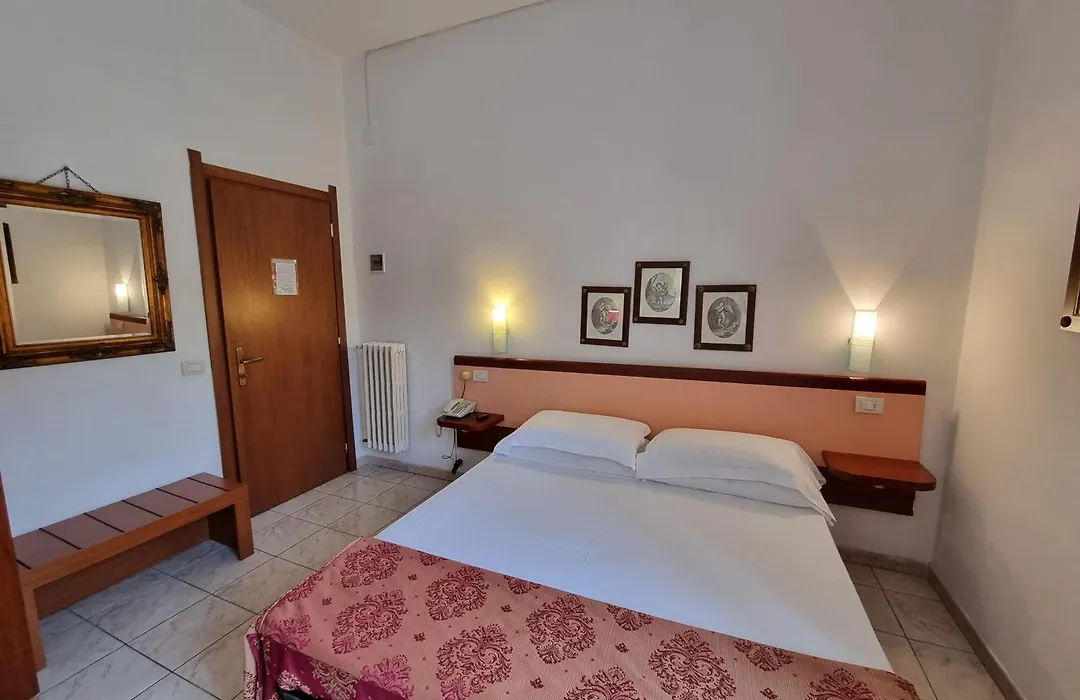 Hotel Villa Luisa-1