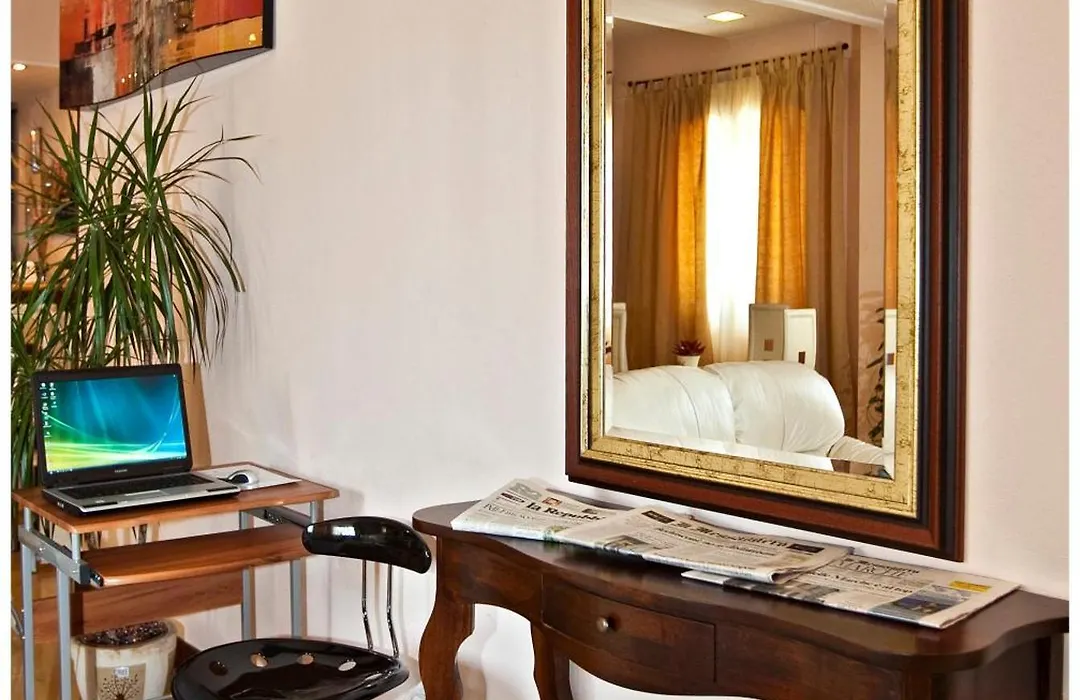 Hotel La Perla Preziosa-1