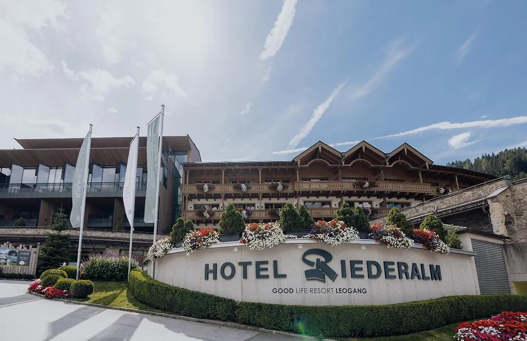 Hotel Riederalm-1