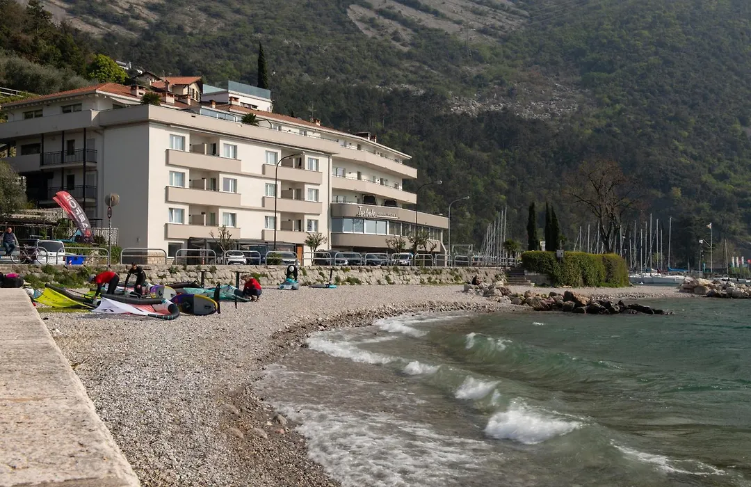 Torbole Aparthotel-1