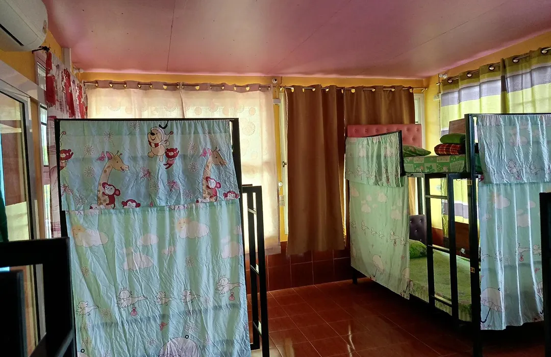 RuengsriSiri Guesthouse-1