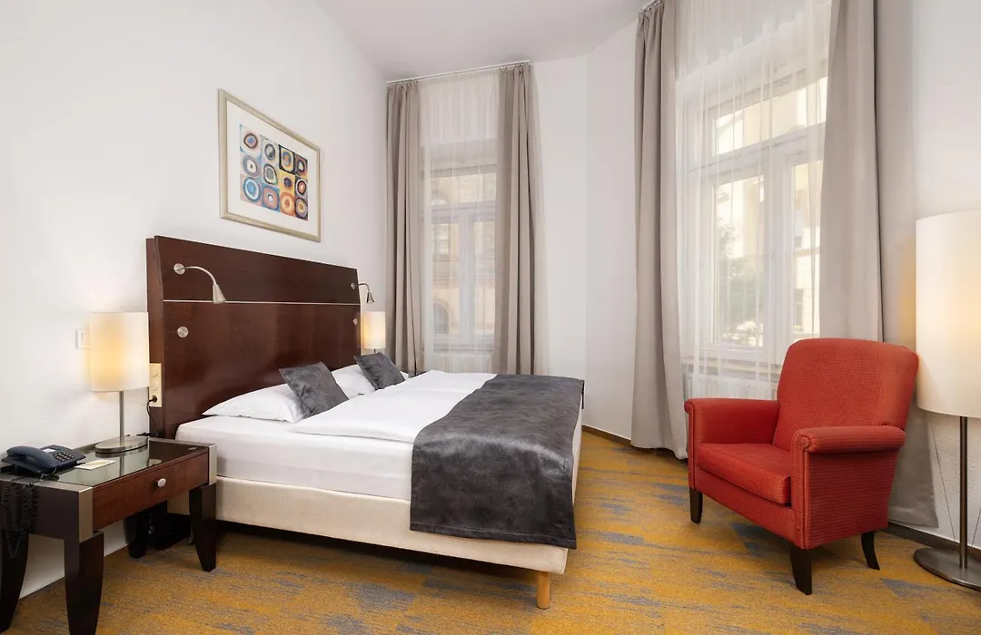 City Hotel Matyas-1