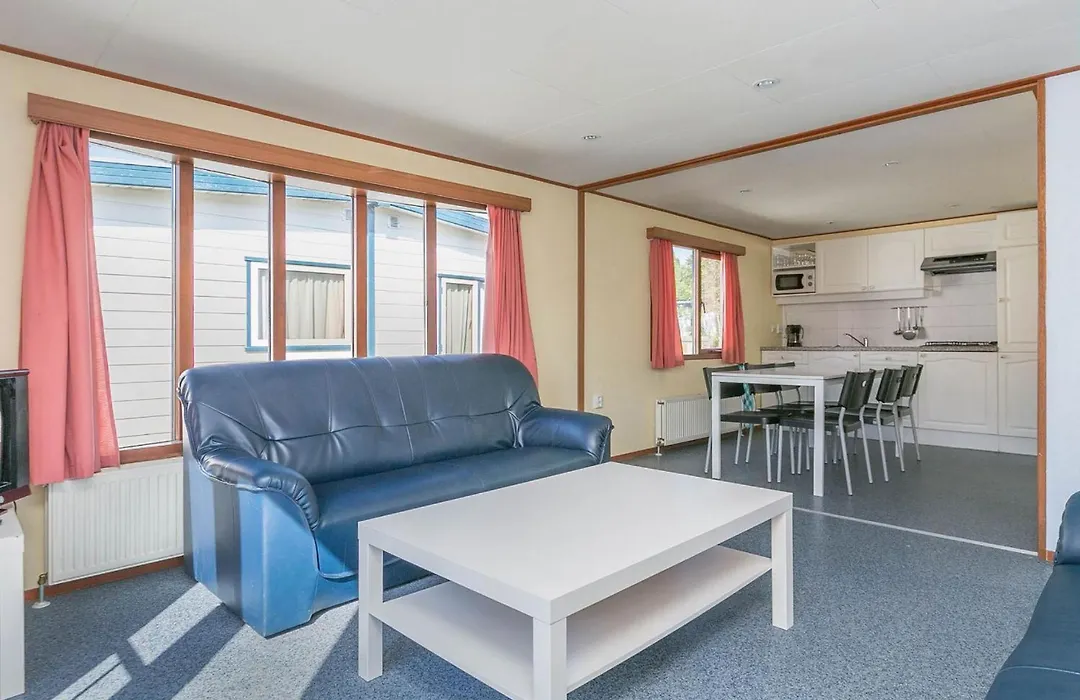 Oostappen Vakantiepark Prinsenmeer BV-1