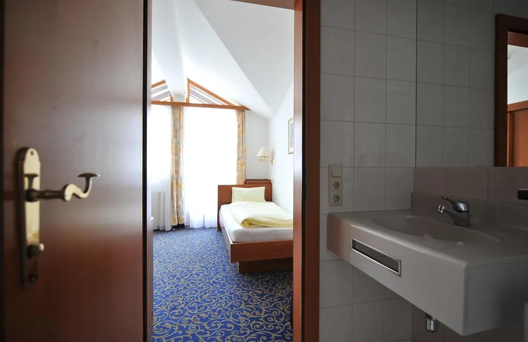 Salzburgerhof Jugend- Und Familienhotel-1