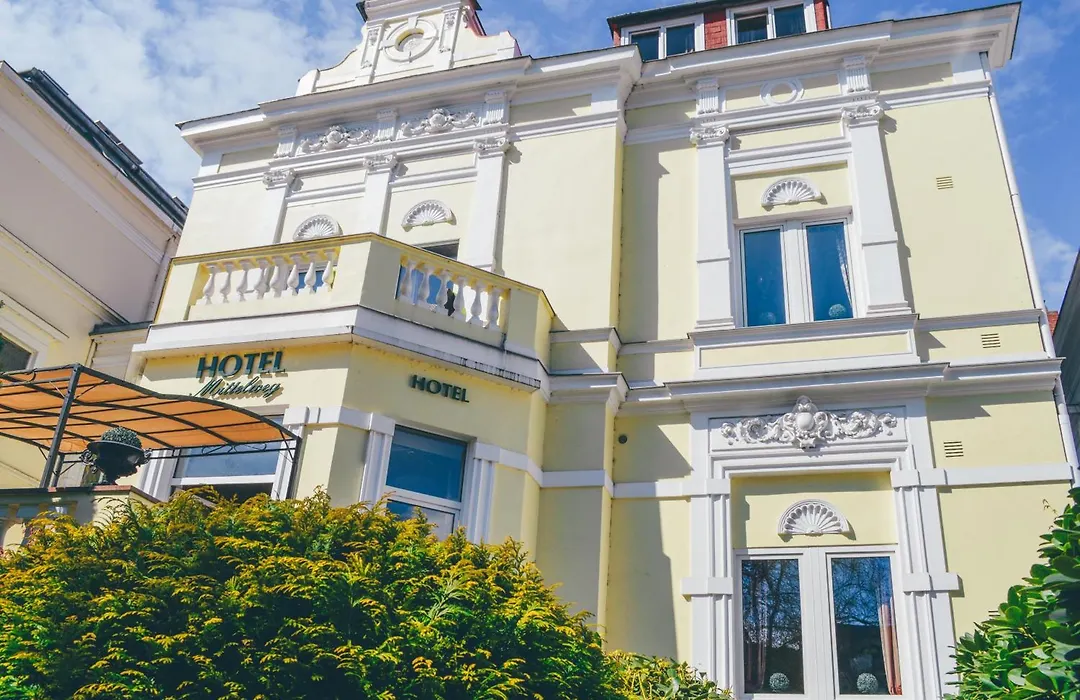 Hotel Mittelweg-1