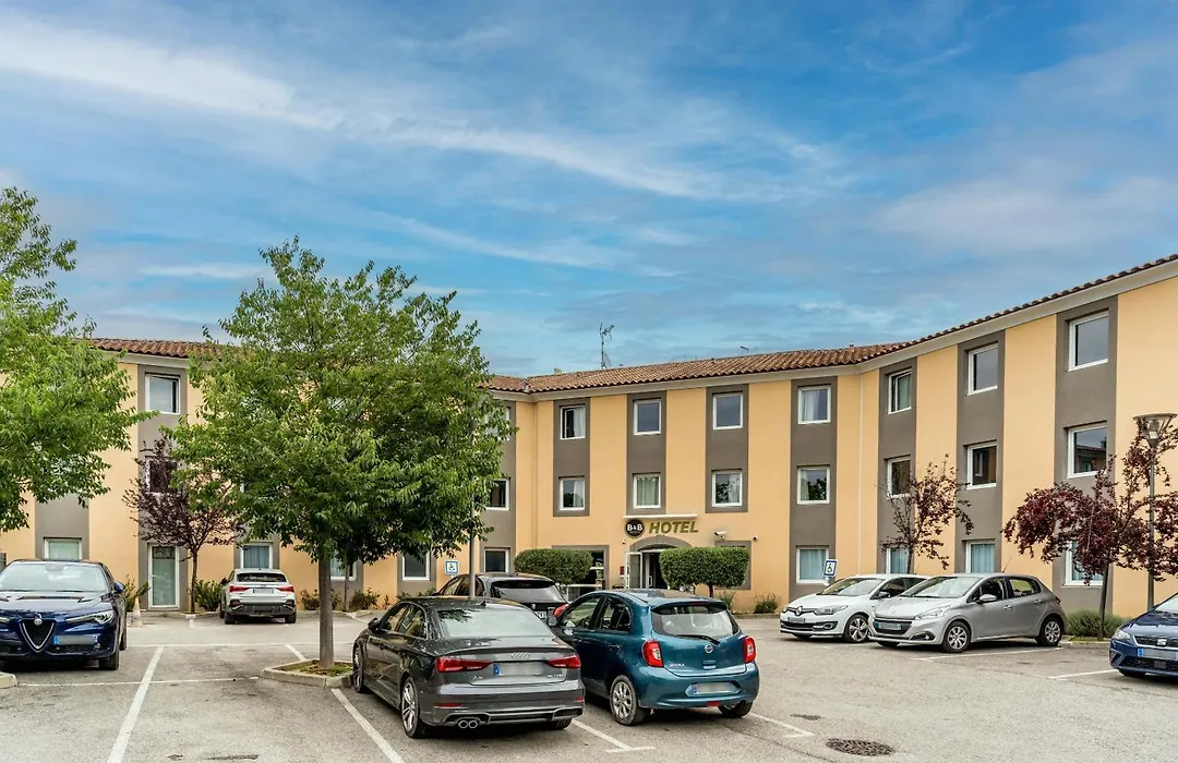 B&B HOTEL Aix-en-Provence Le Tholonet-1