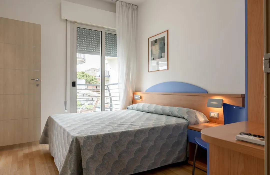 Hotel Riviera-1