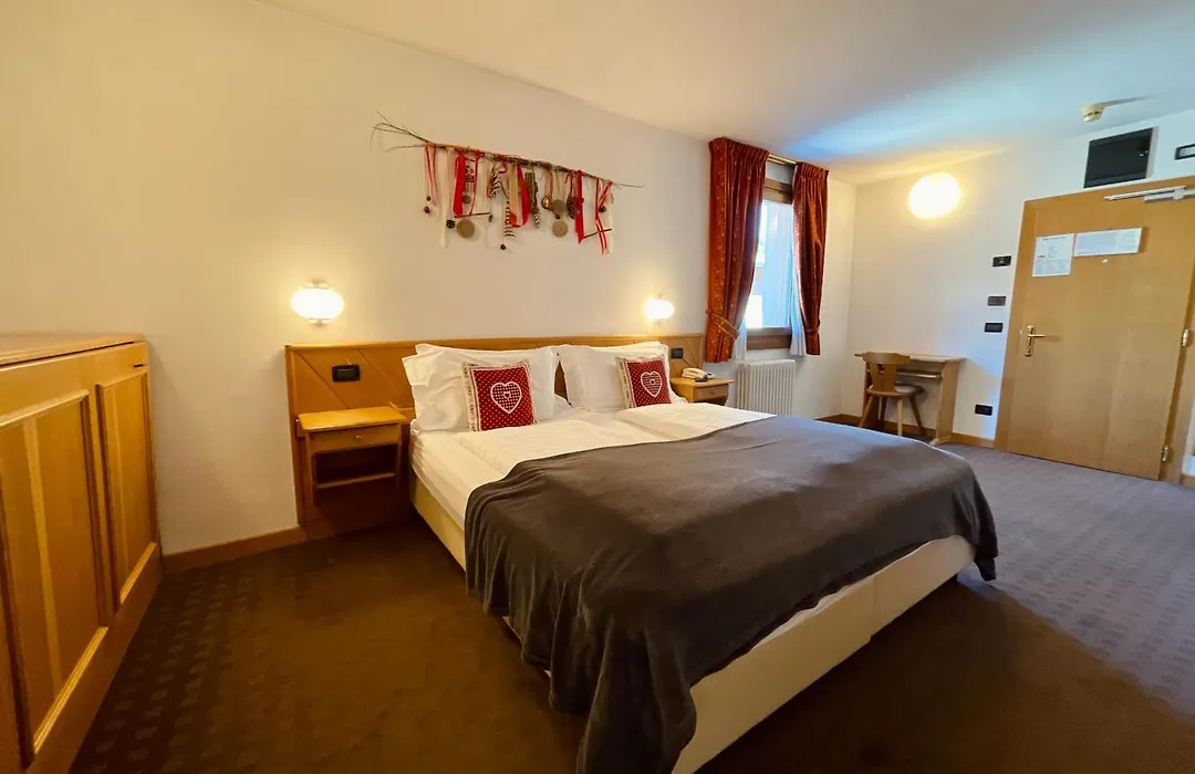 Hotel Piccolo Tibet-1