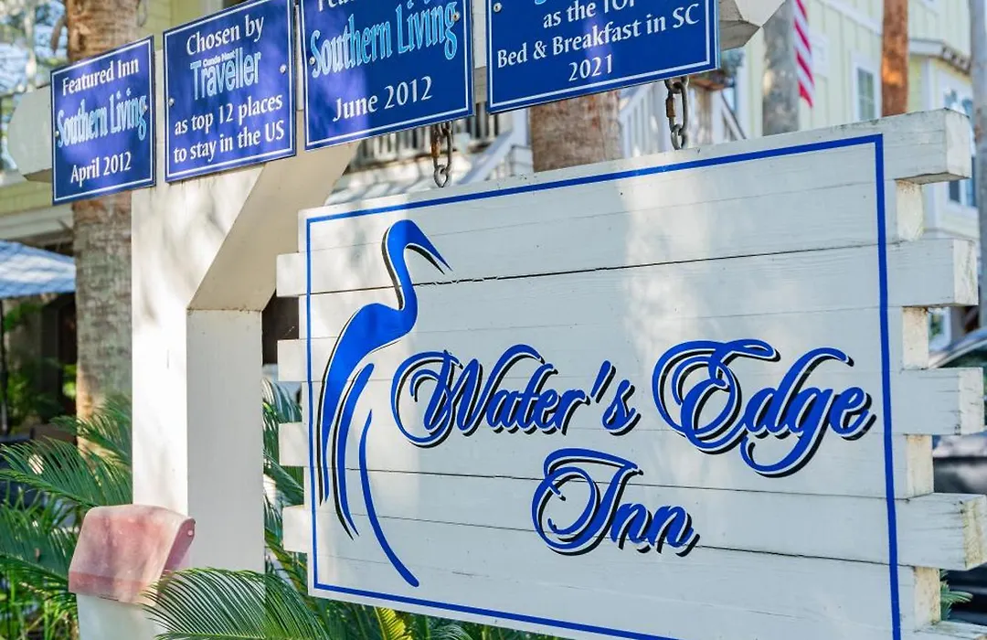 Water'S Edge Inn - Adults Only-1
