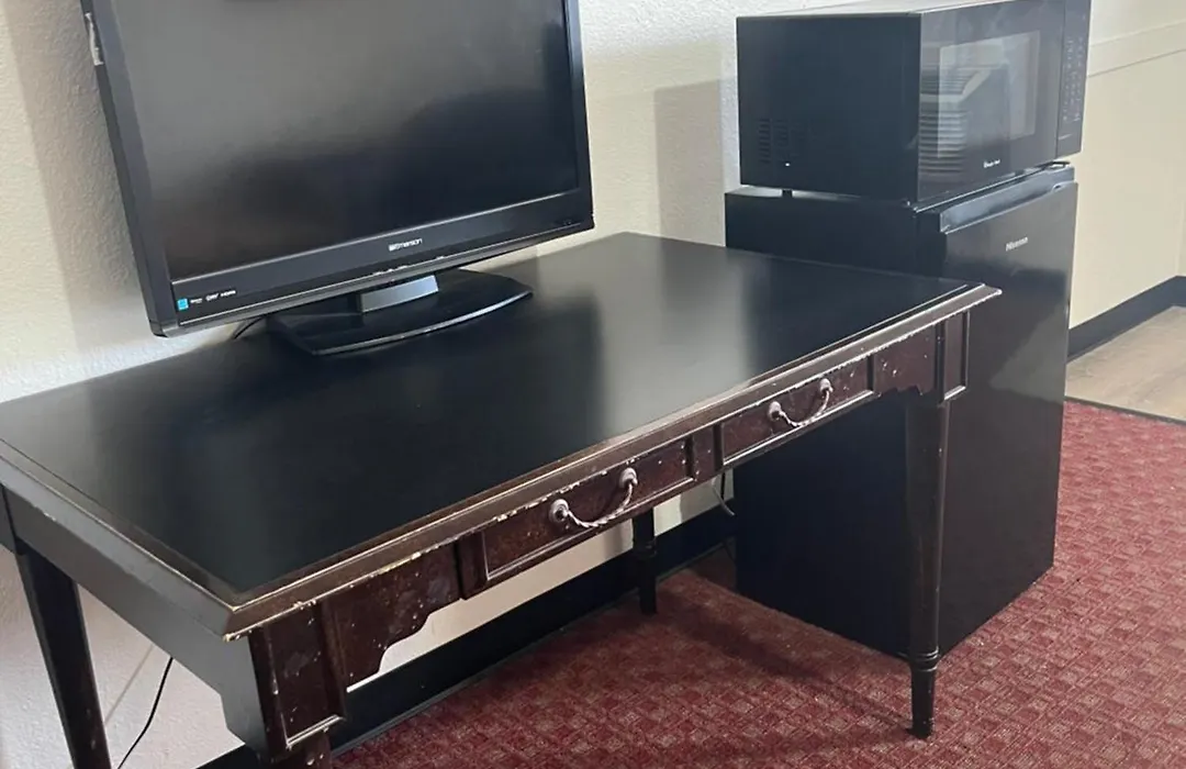 Glen Rose Inn & Suites-1