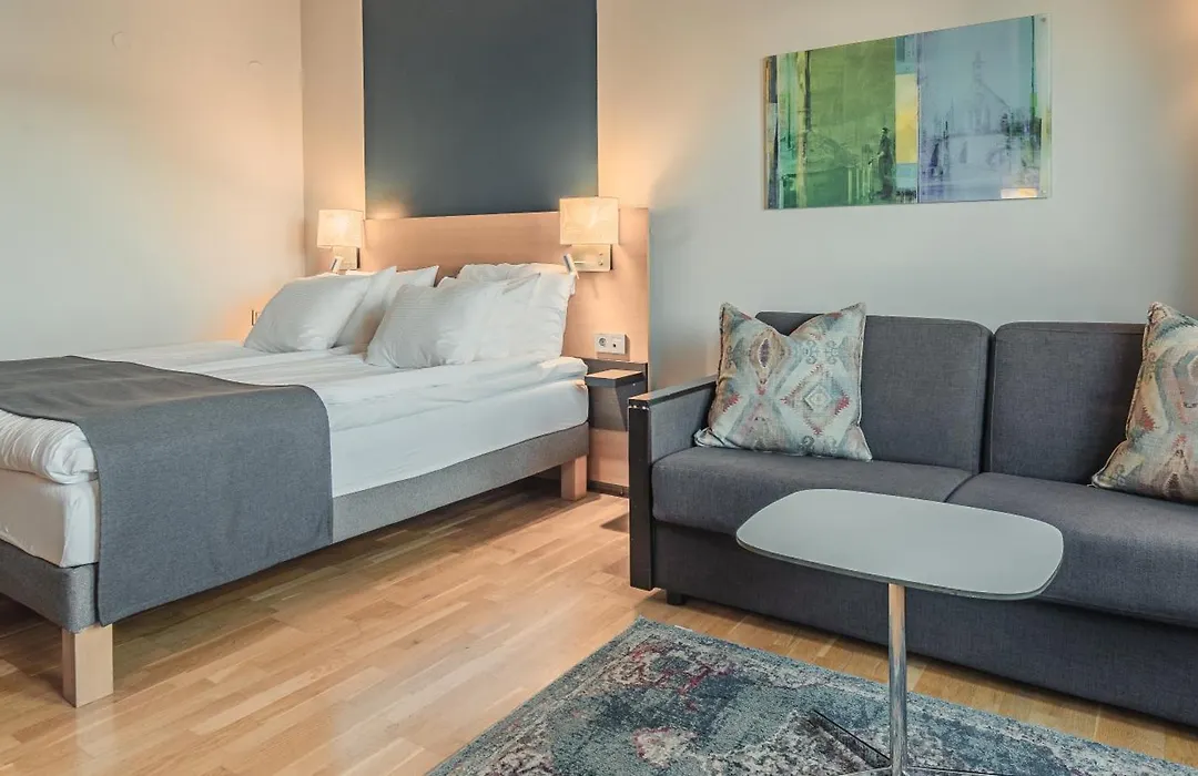 Quality Hotel Waterfront-1